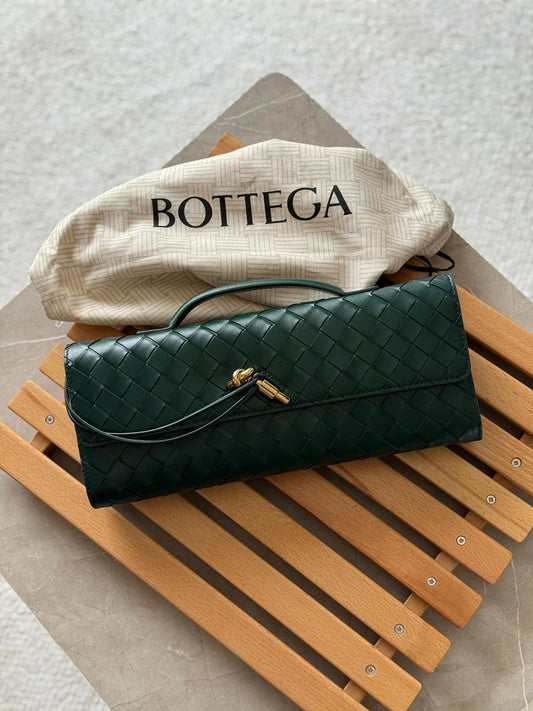 Bottega Veneta Clutch